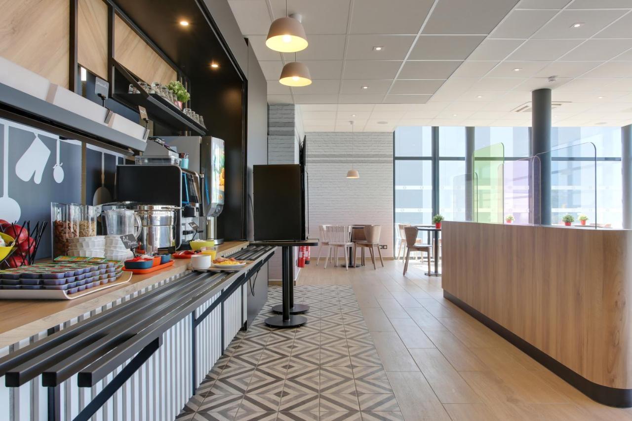 Hotel Croix Blandin 2*